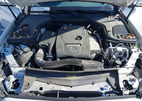 2018 Mercedes-Benz E 300 4Matic из США, поврежденный, VIN WDDZF4KB4JA442583